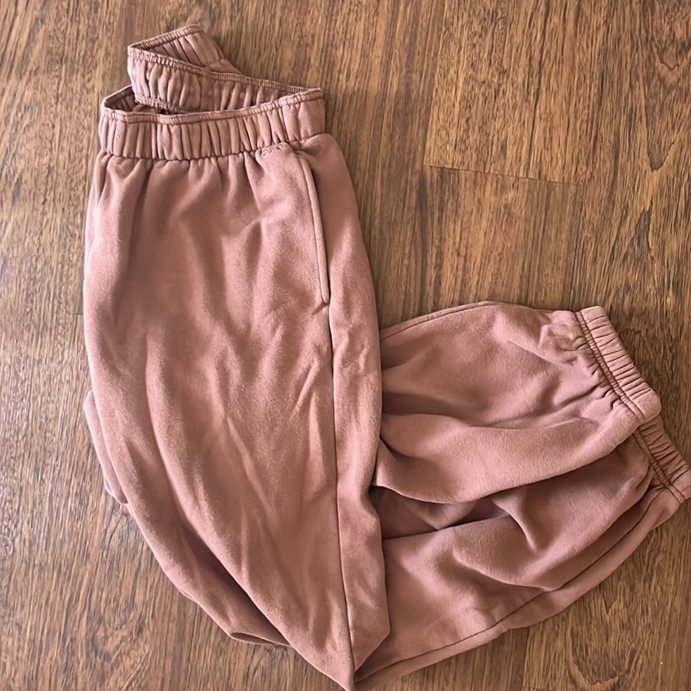 Women’s xs Dicks Sporting Goods brown sweatpants